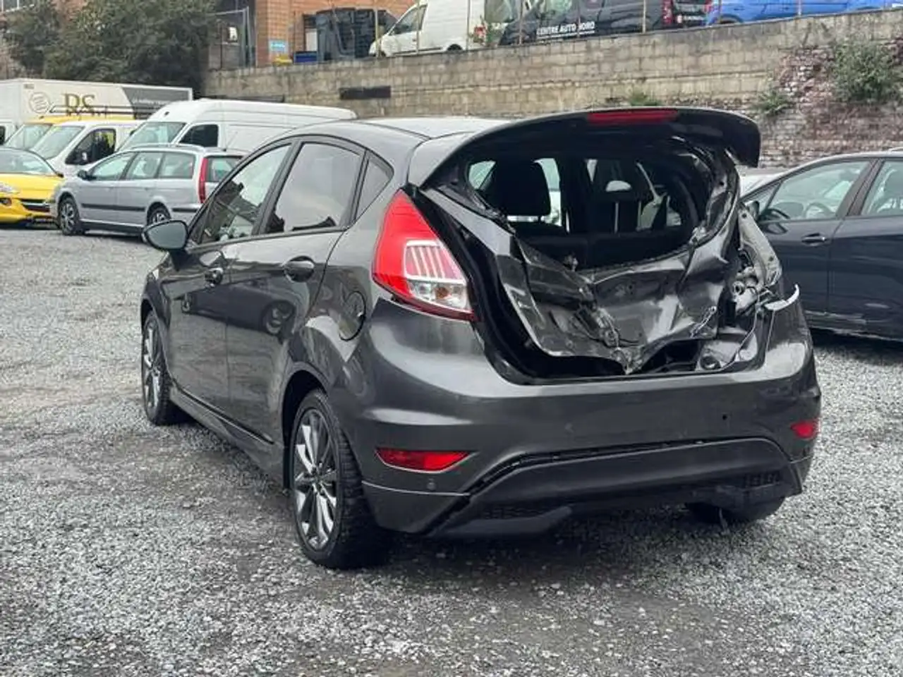 Ford Fiesta 5 portes — photo 6