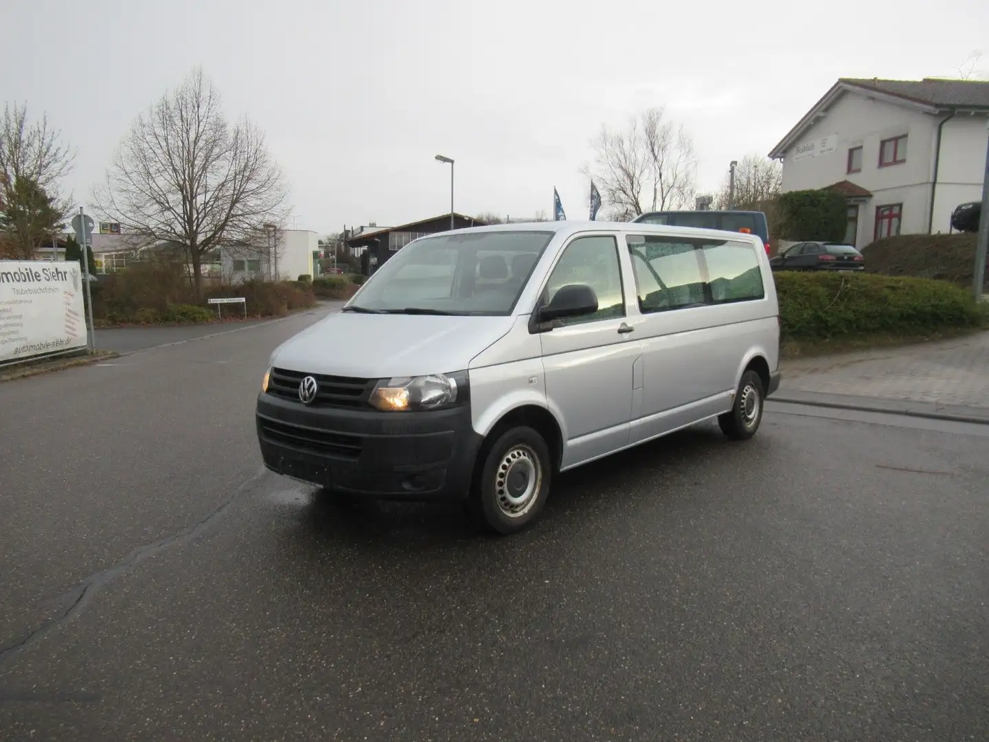 Volkswagen T5 Transporter Kombi lang 9-Sitzer *AHK*Klima* Silber - 1