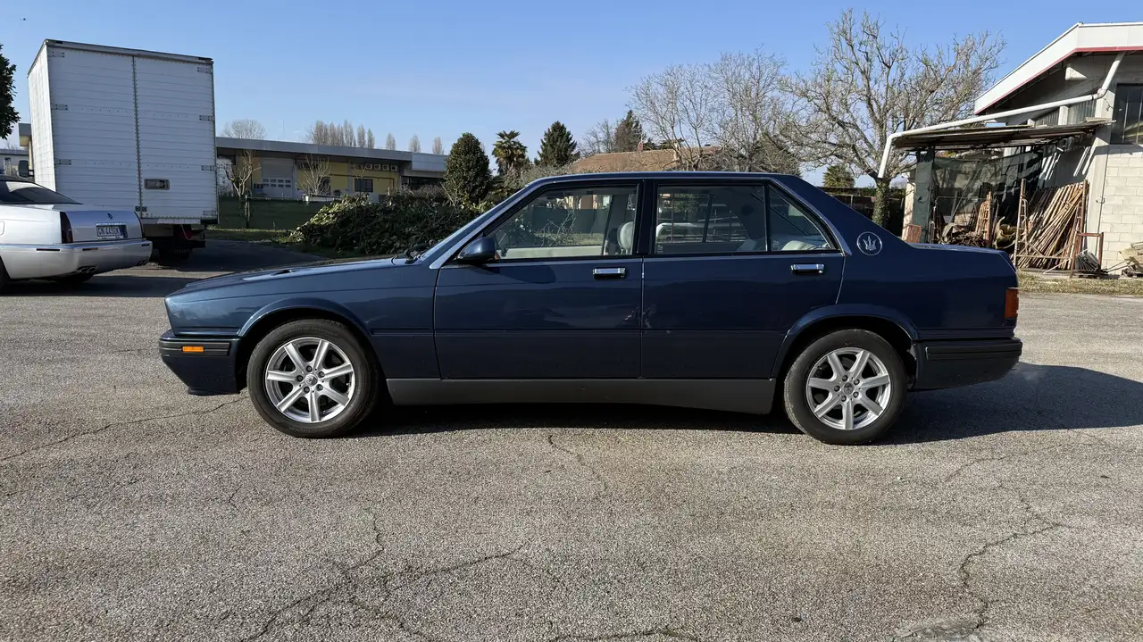 Maserati 422 biturbo, foto 3