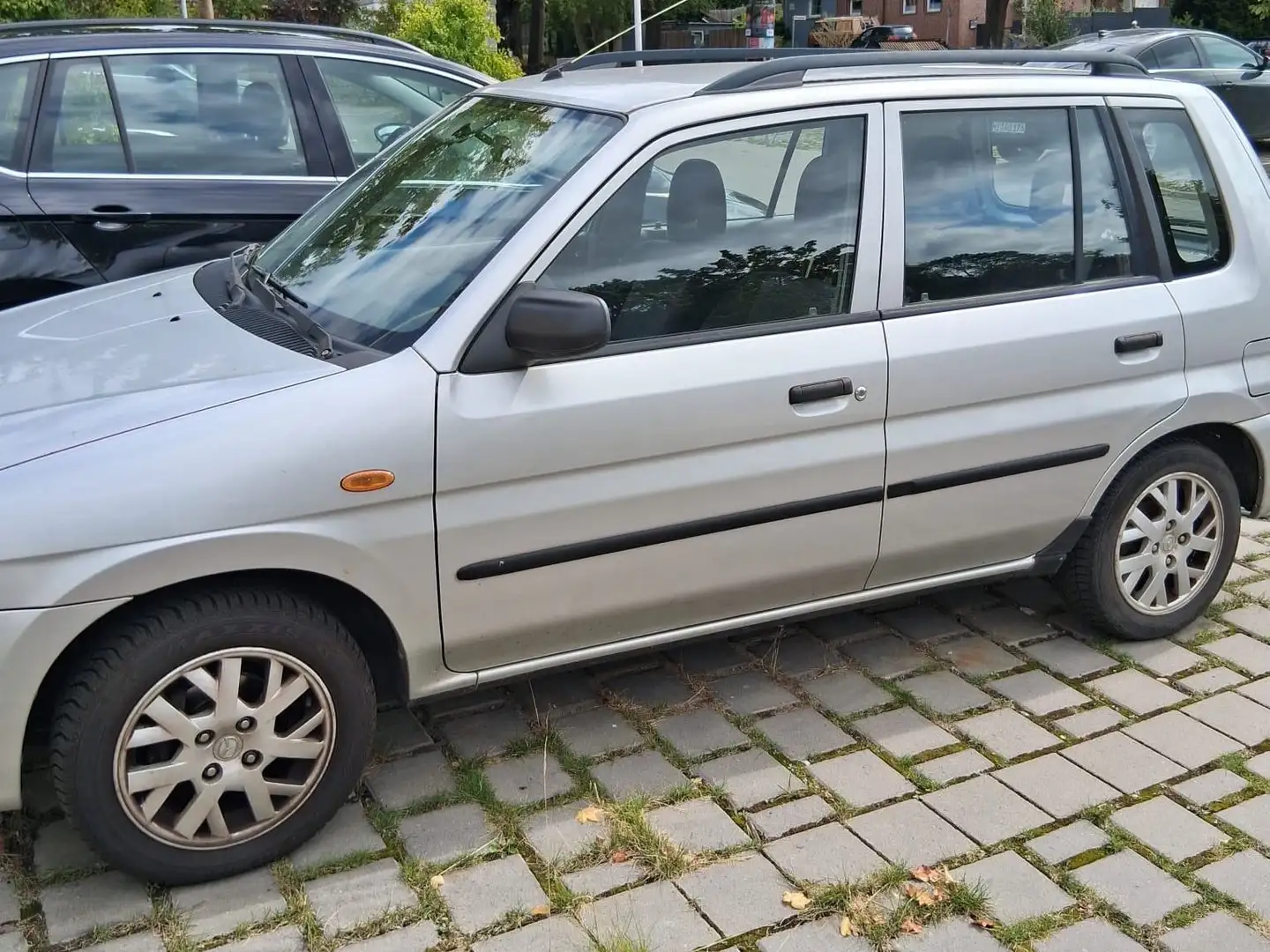 Mazda Demio Demio 1.4 Collection Grau - 2