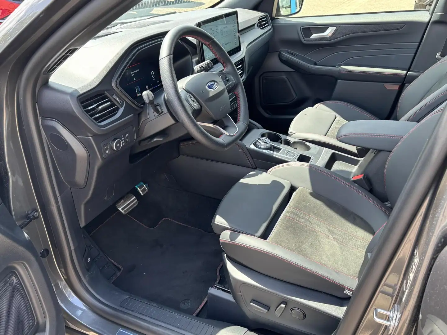 Ford Kuga 2.5 PHEV ST-Line X 243PK Elek. Trekhaak Panodak AG Grau - 2