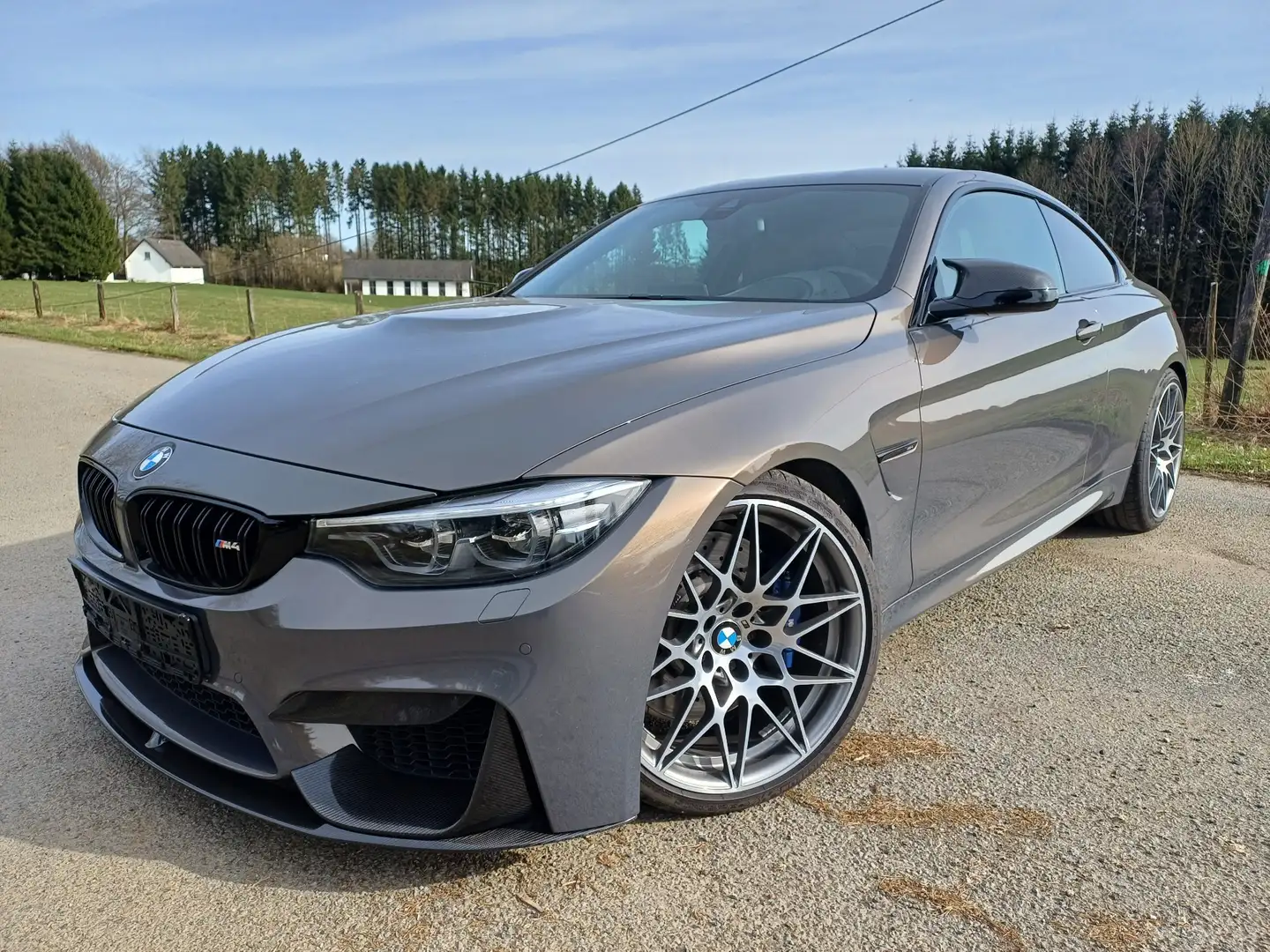 BMW M4 Coupe DKG Competition Individual Performance Gri - 2