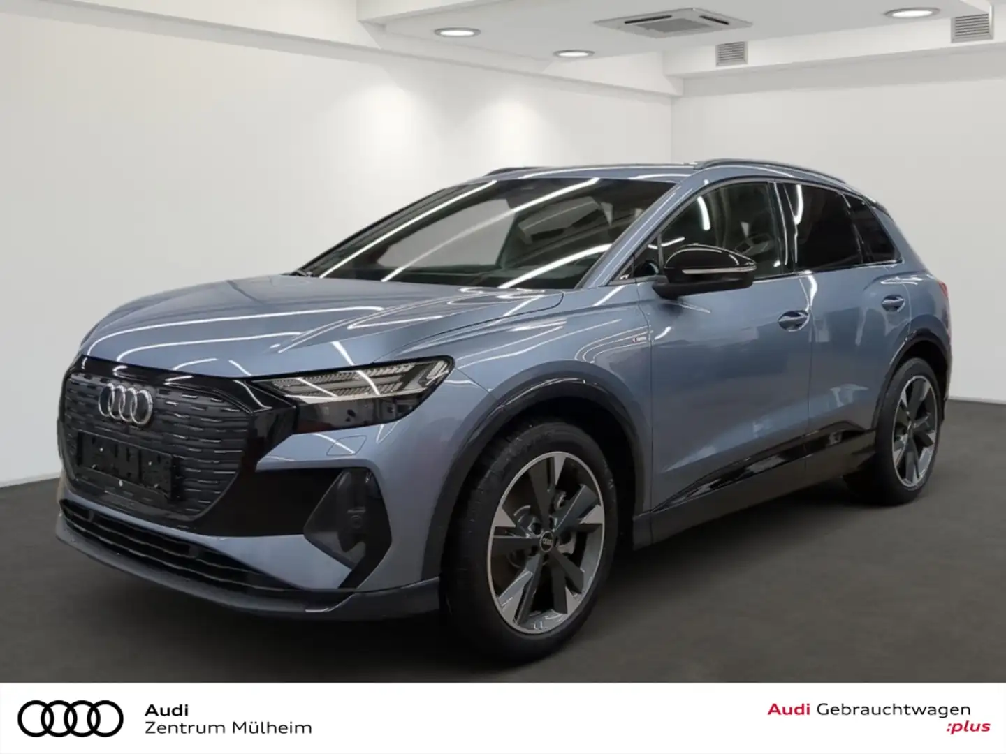 Audi Q4 e-tron 40 S-Line Matrix LED Pano Navi Blau - 1