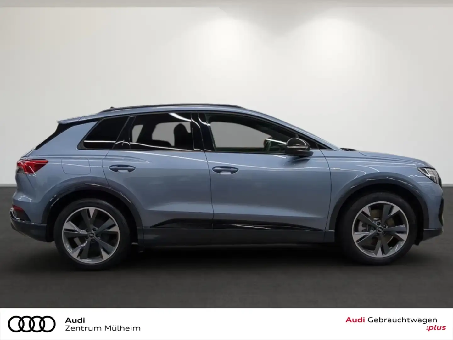 Audi Q4 e-tron 40 S-Line Matrix LED Pano Navi Blau - 2