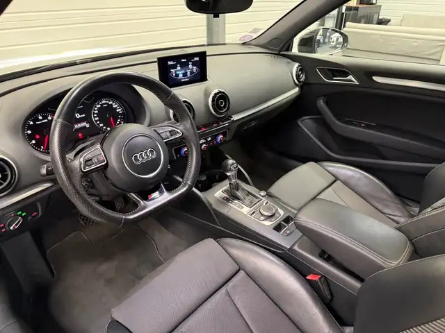 Audi A3 view 10