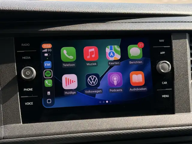 Volkswagen Transporter view 23
