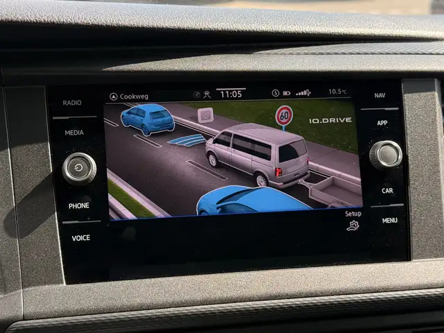 Volkswagen Transporter view 27