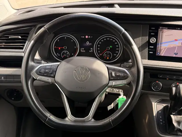 Volkswagen Transporter view 22