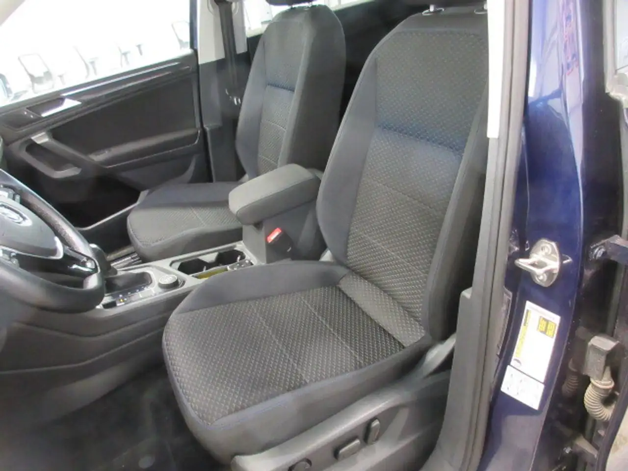 Volkswagen Tiguan снимка Volkswagen Tiguan