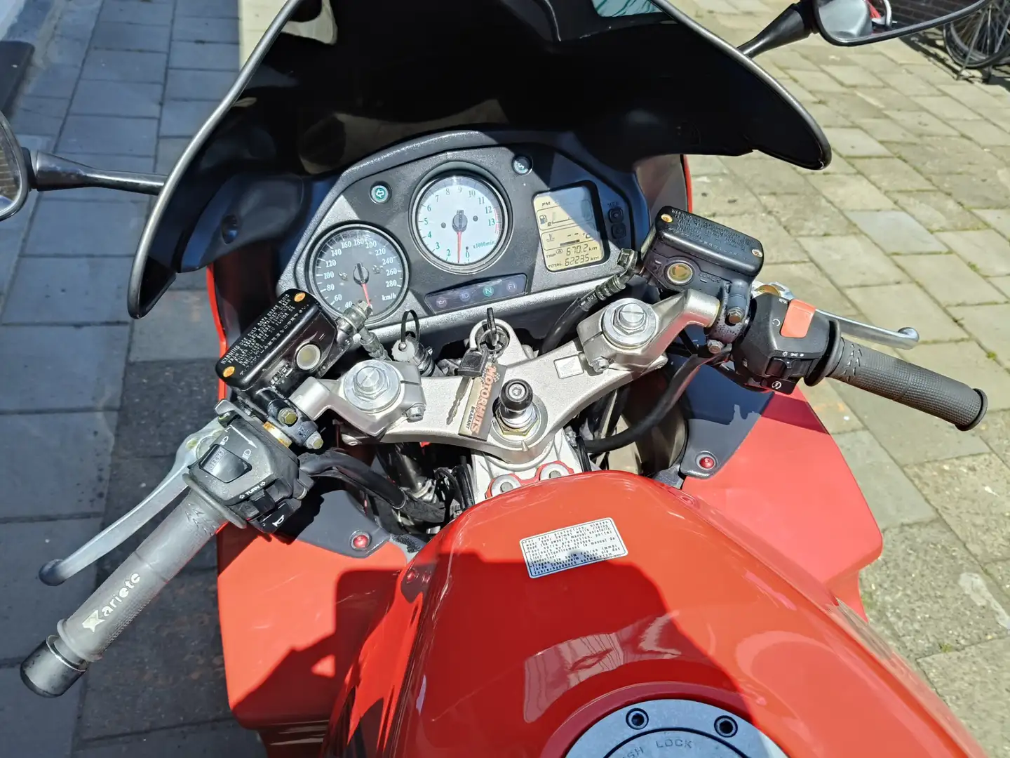Honda VFR 800 Sport 800FI 109 pk Czerwony - 2