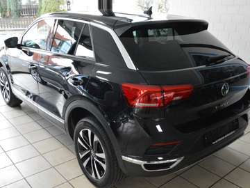 Bild 2 Volkswagen T-Roc United ACC Navi APP LED AHK PDC V+H +WR