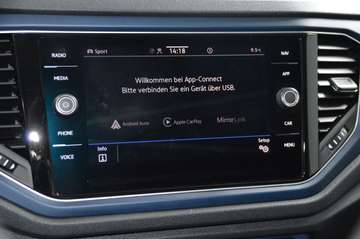 Bild 11 Volkswagen T-Roc United ACC Navi APP LED AHK PDC V+H +WR