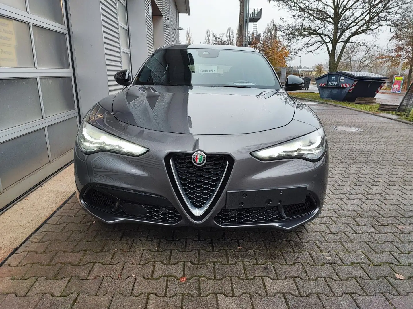 Alfa Romeo Stelvio Ti Q4 neues Model Grau - 2