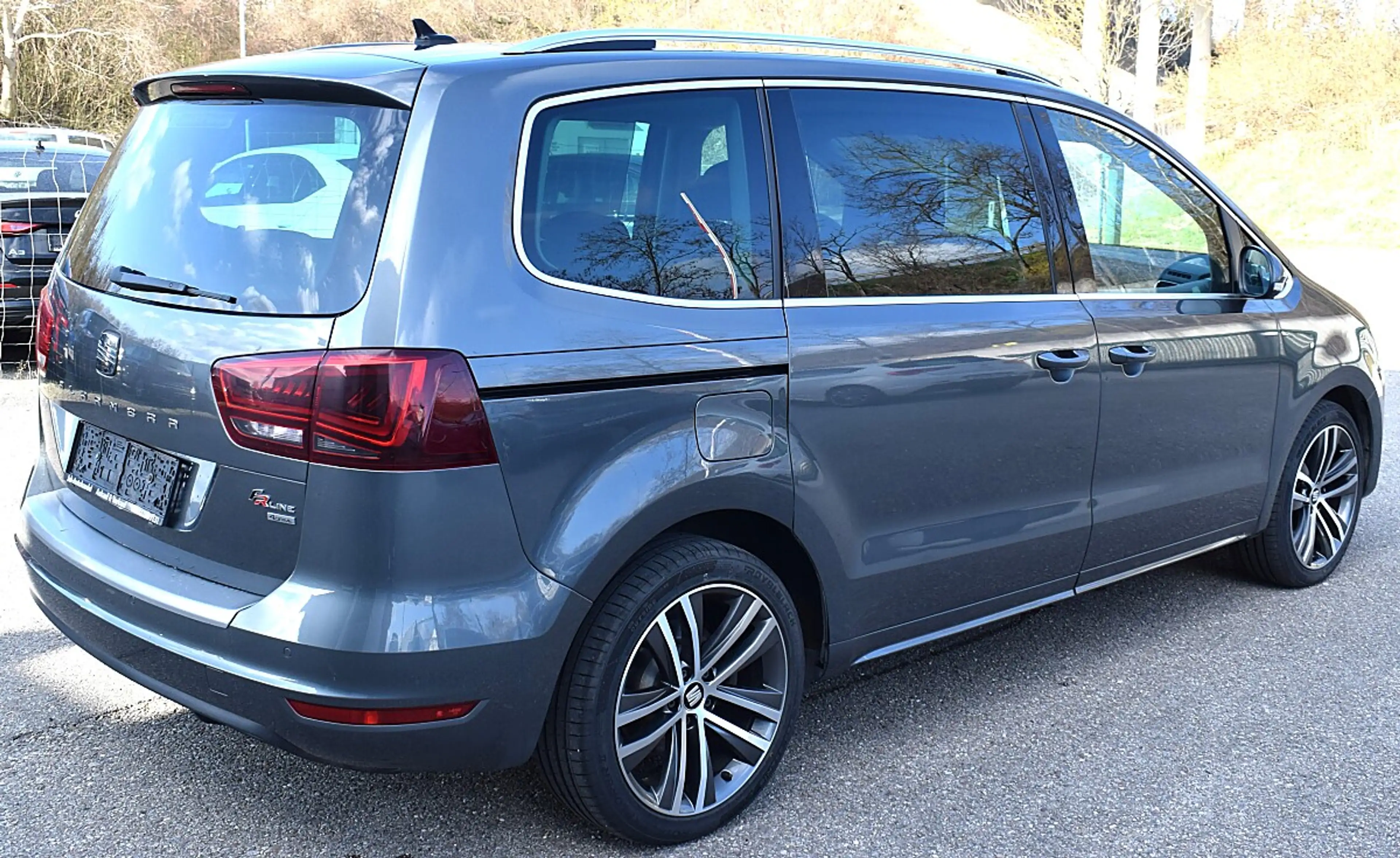 SEAT Alhambra FR 2,0 TDI 4WD — photo 5