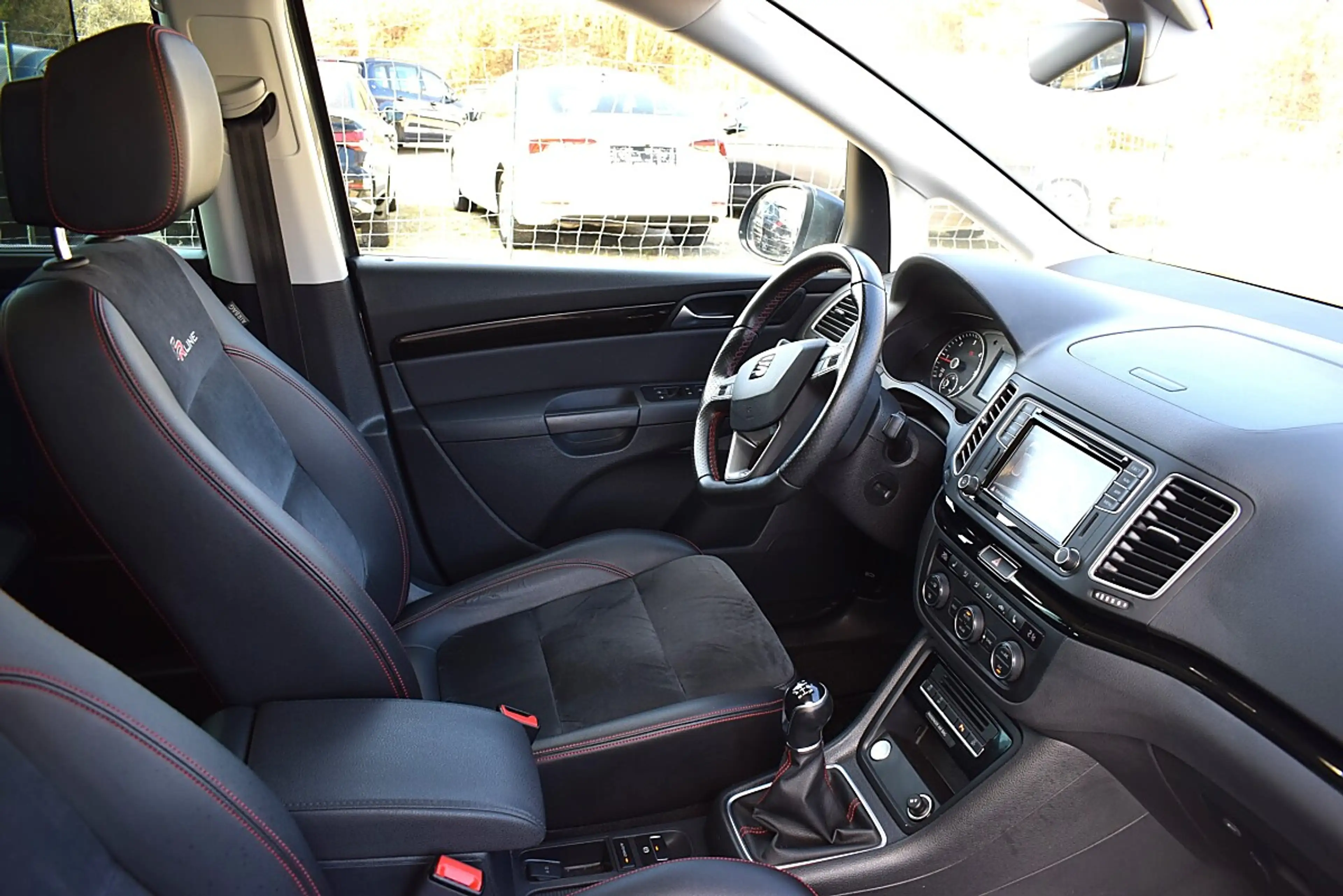 SEAT Alhambra FR 2,0 TDI 4WD — photo 14