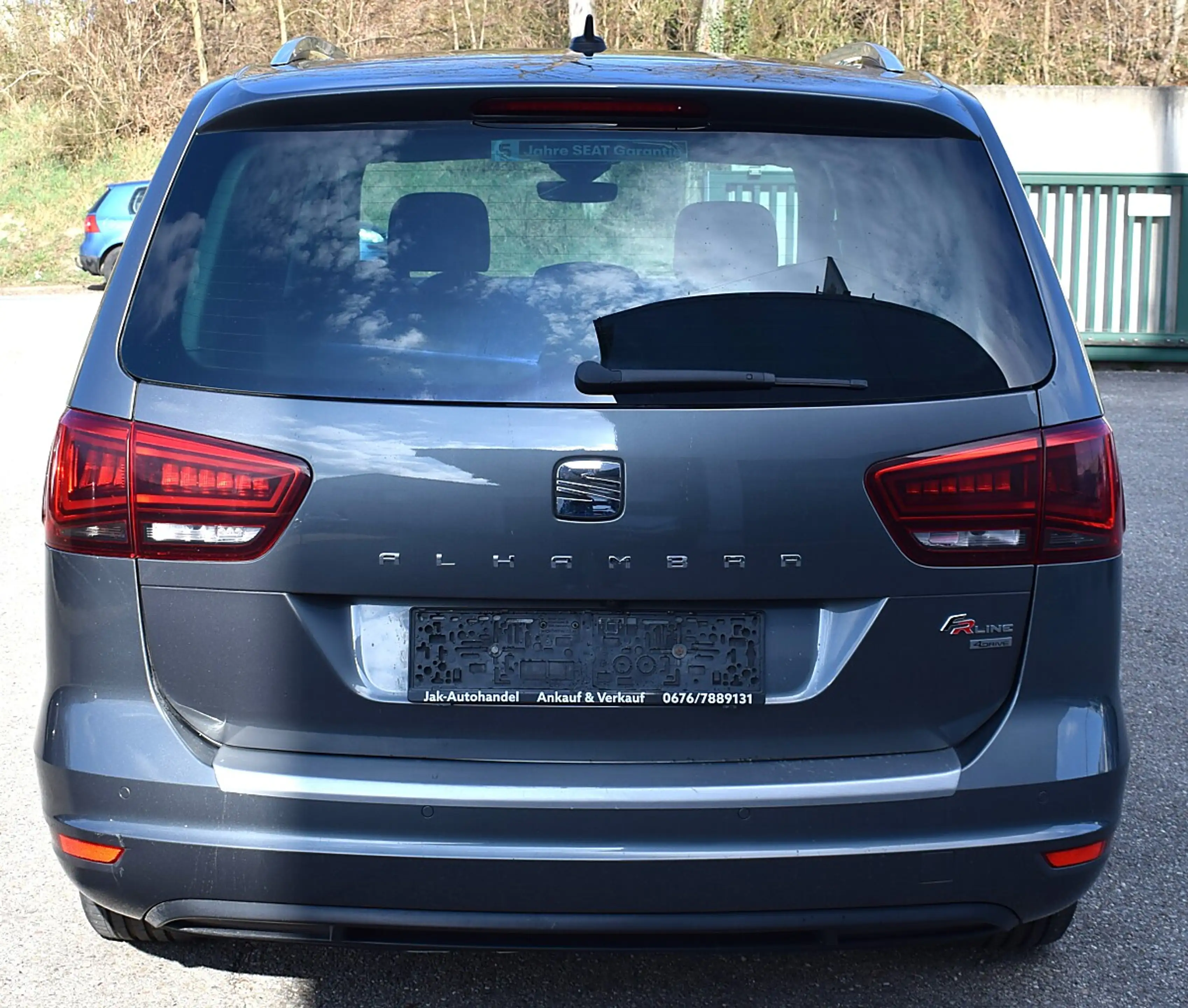 SEAT Alhambra FR 2,0 TDI 4WD — photo 6