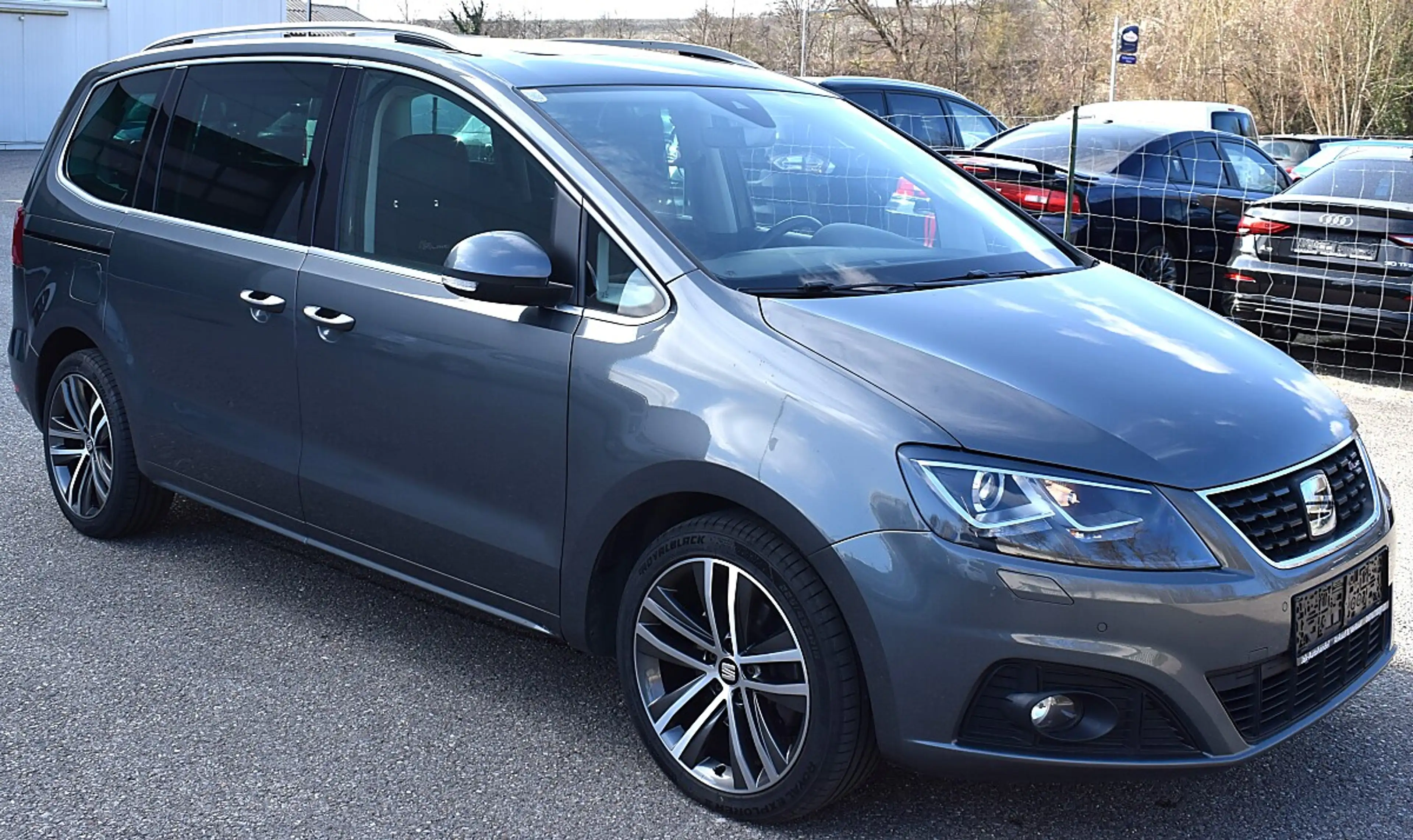SEAT Alhambra FR 2,0 TDI 4WD — photo 3