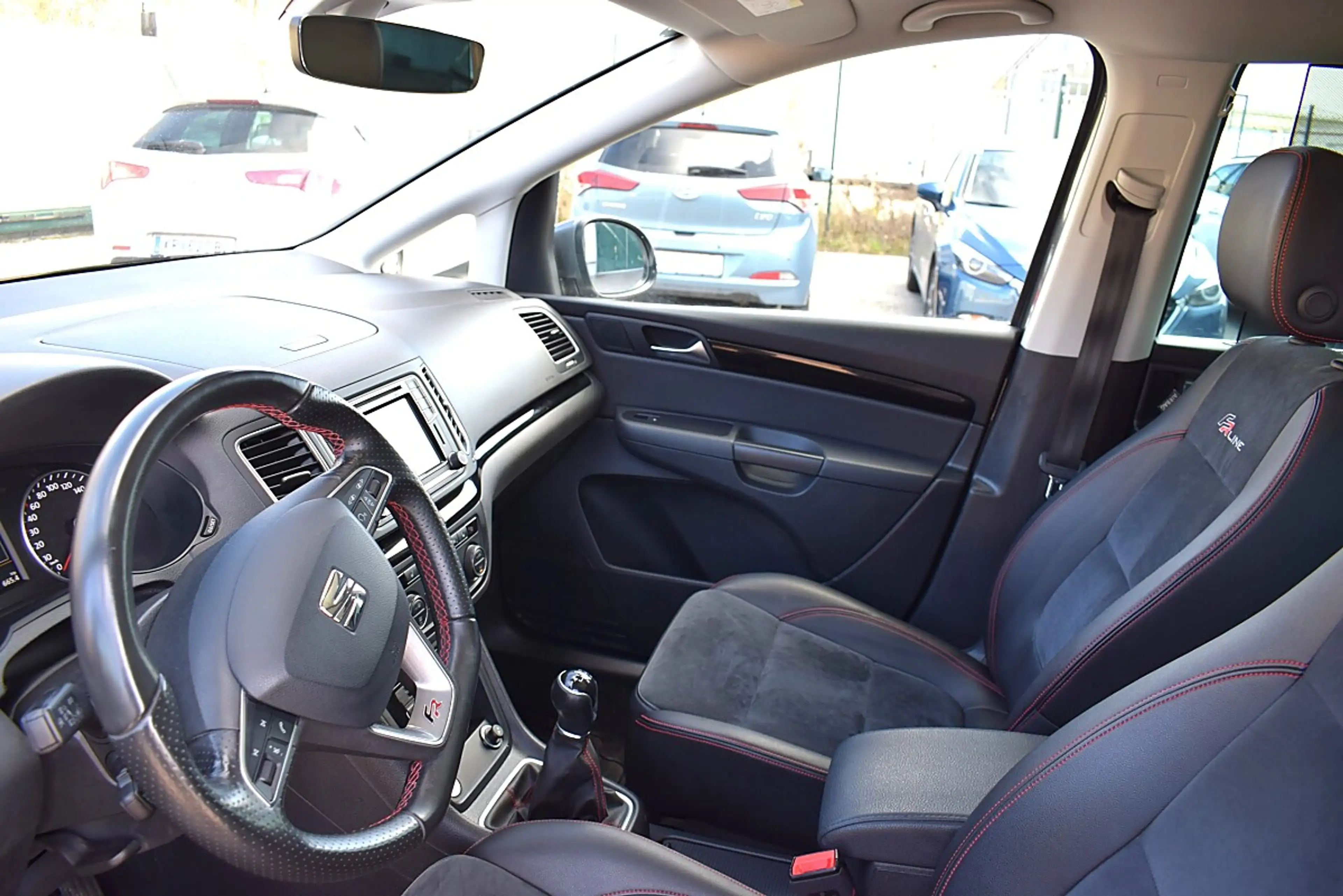 SEAT Alhambra FR 2,0 TDI 4WD — photo 9