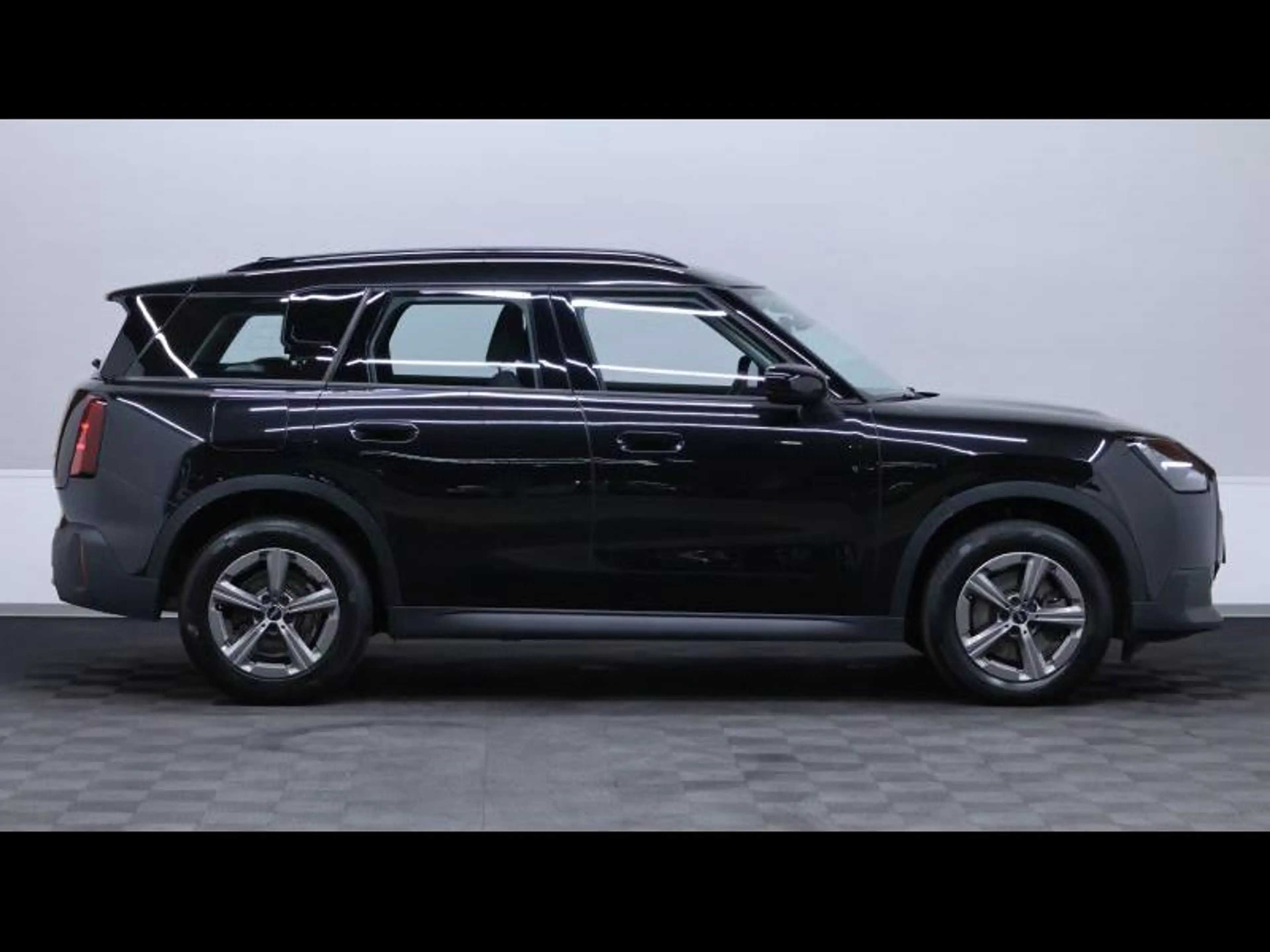 MINI Countryman C 1.5 170 MHEV Classic — photo 4