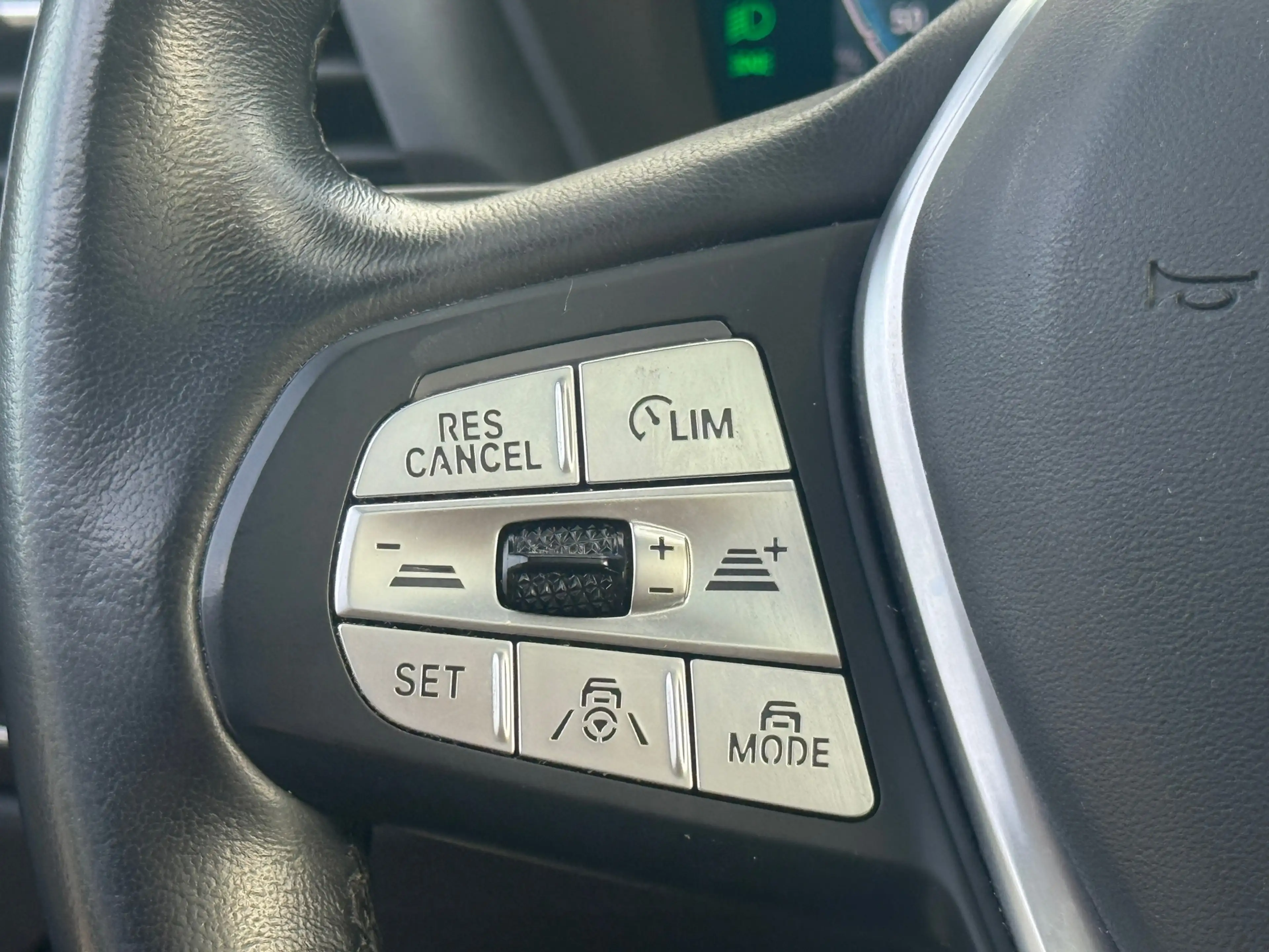 BMW iX3 High Executive 80 kWh SHADOW 97% SOH PANO|LEDER|TR — photo 23