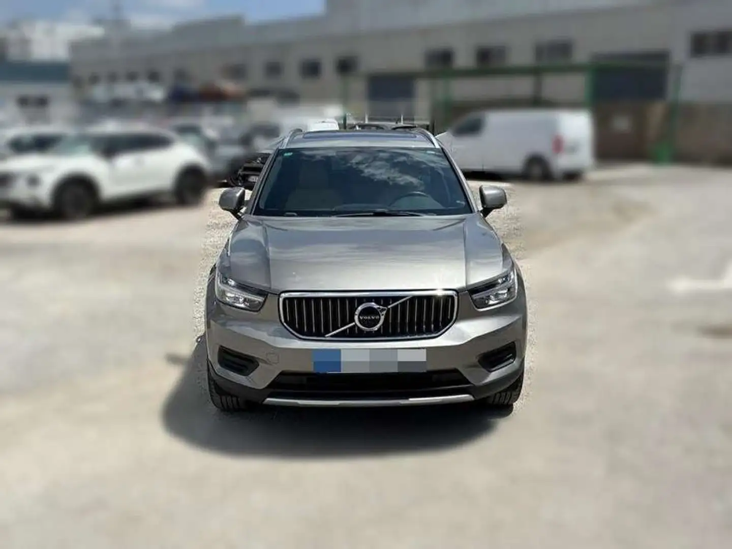 Volvo XC40 T3 Inscription Gris - 1