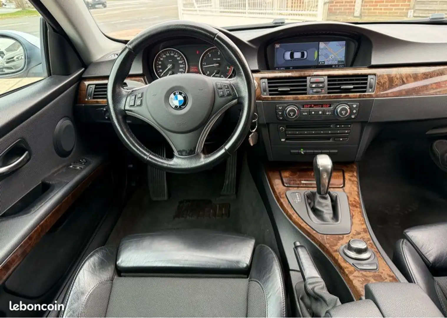 BMW 320 e92 320d coupé 177cv boîte auto - 2
