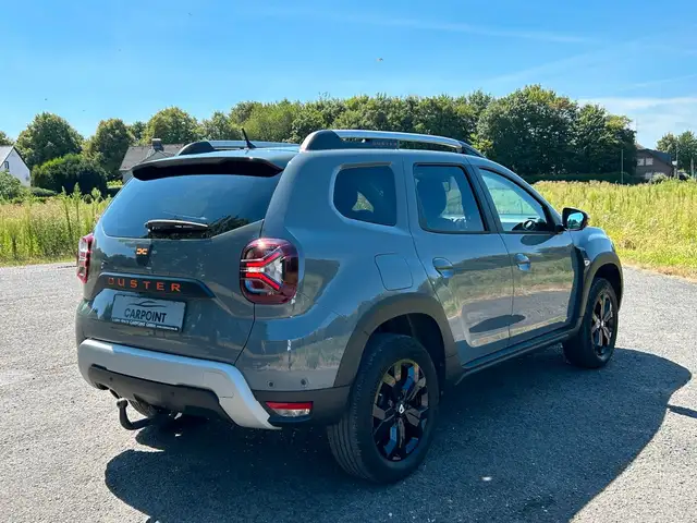 Dacia Duster view 5