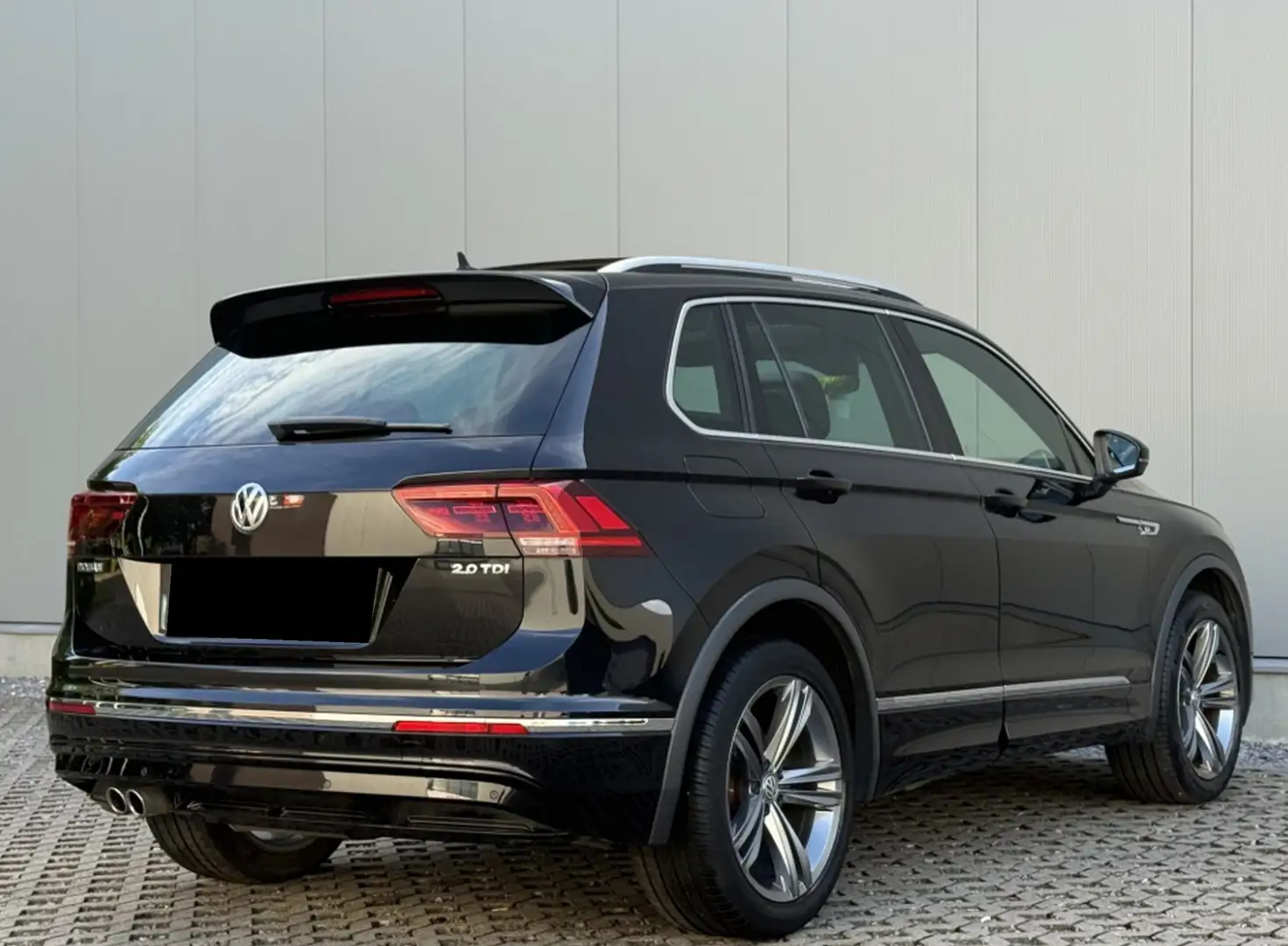 Volkswagen Tiguan Tiguan 2.0 TDI R-Line Noir - 2