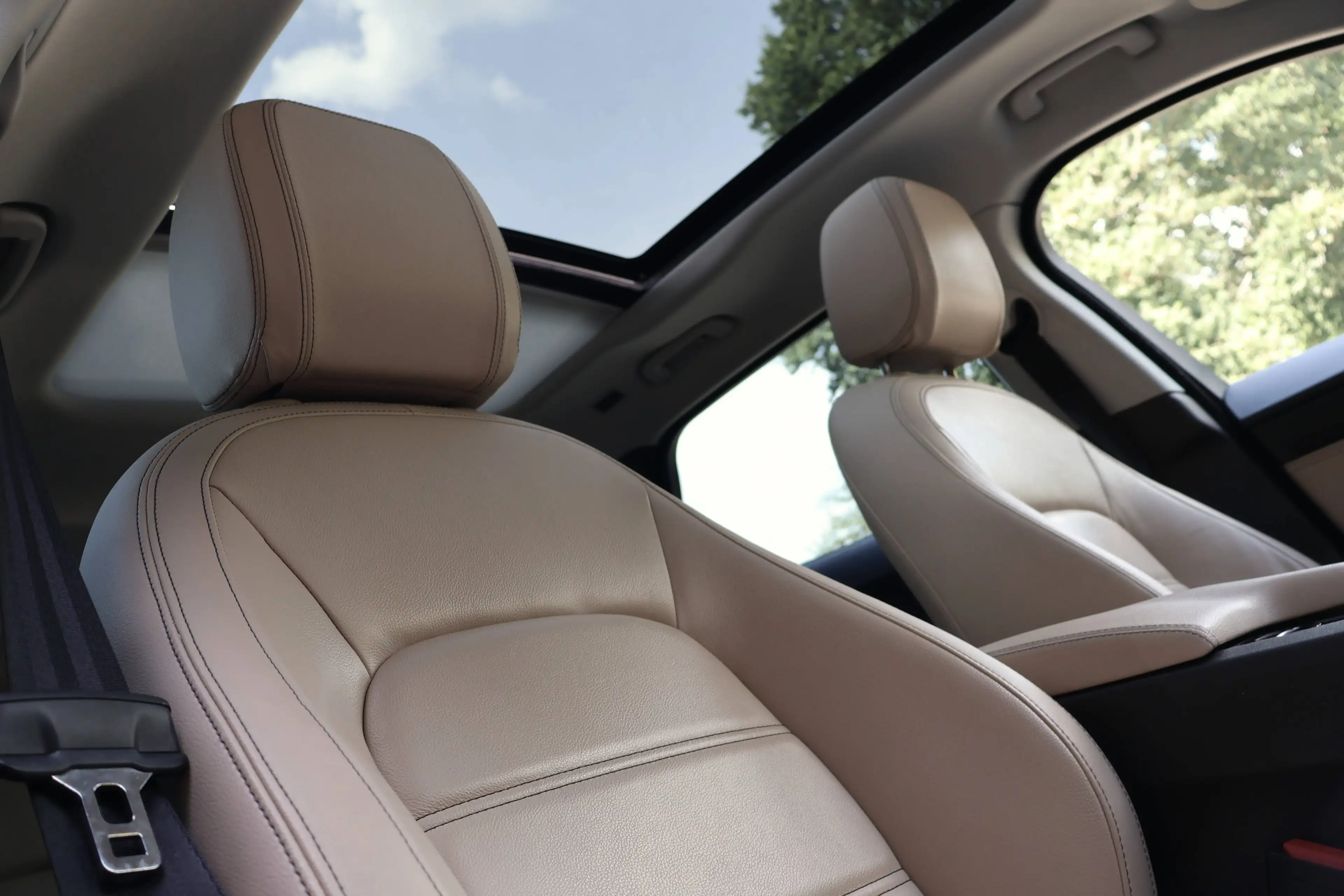 Jaguar F-Pace F-Pace 2.0 D AWD Pano CruiseC CarPlay MERIDIAN Garantie* — photo 10