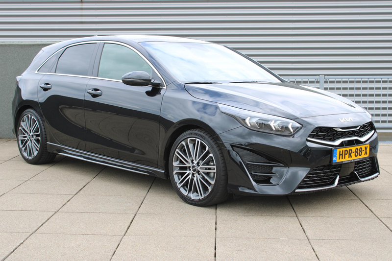 Kia Ceed / cee'd 1.5 T-GDi GT-PlusLine STOELVERWARMING, STUURVERWAR — photo 2