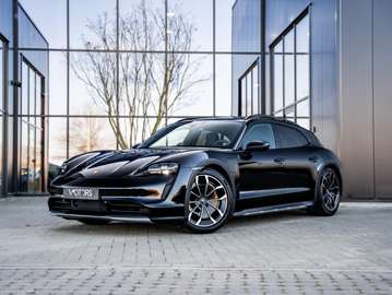 4 Cross Turismo - ACC - Bose - passenger display