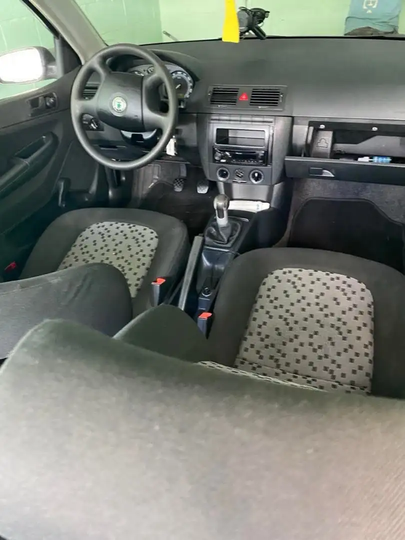 Skoda Fabia 1.2 HTP Cool Edition - 2