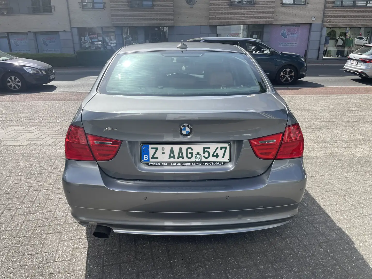 BMW 318 318iA,53950 KM,1ER PROP,CARNET,A/C,CUIR,JA,CRUISE. Gris - 2
