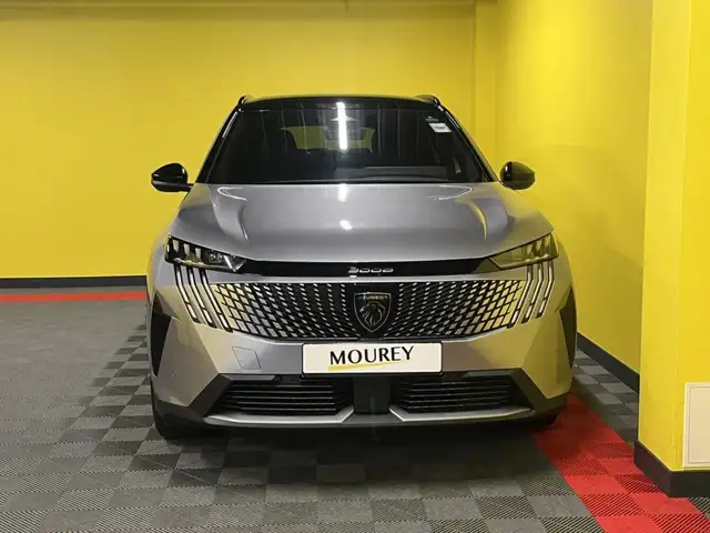 Peugeot 5008 view 2