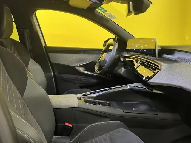 Peugeot 5008 view 10