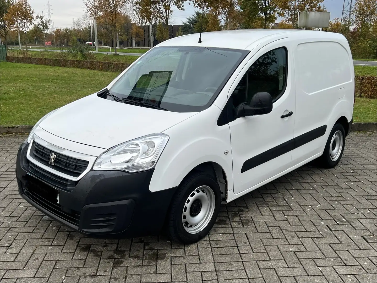Peugeot Partner Partner 1.6 L1 98 VTi / PRIX MARCHAND / DEALER - 1