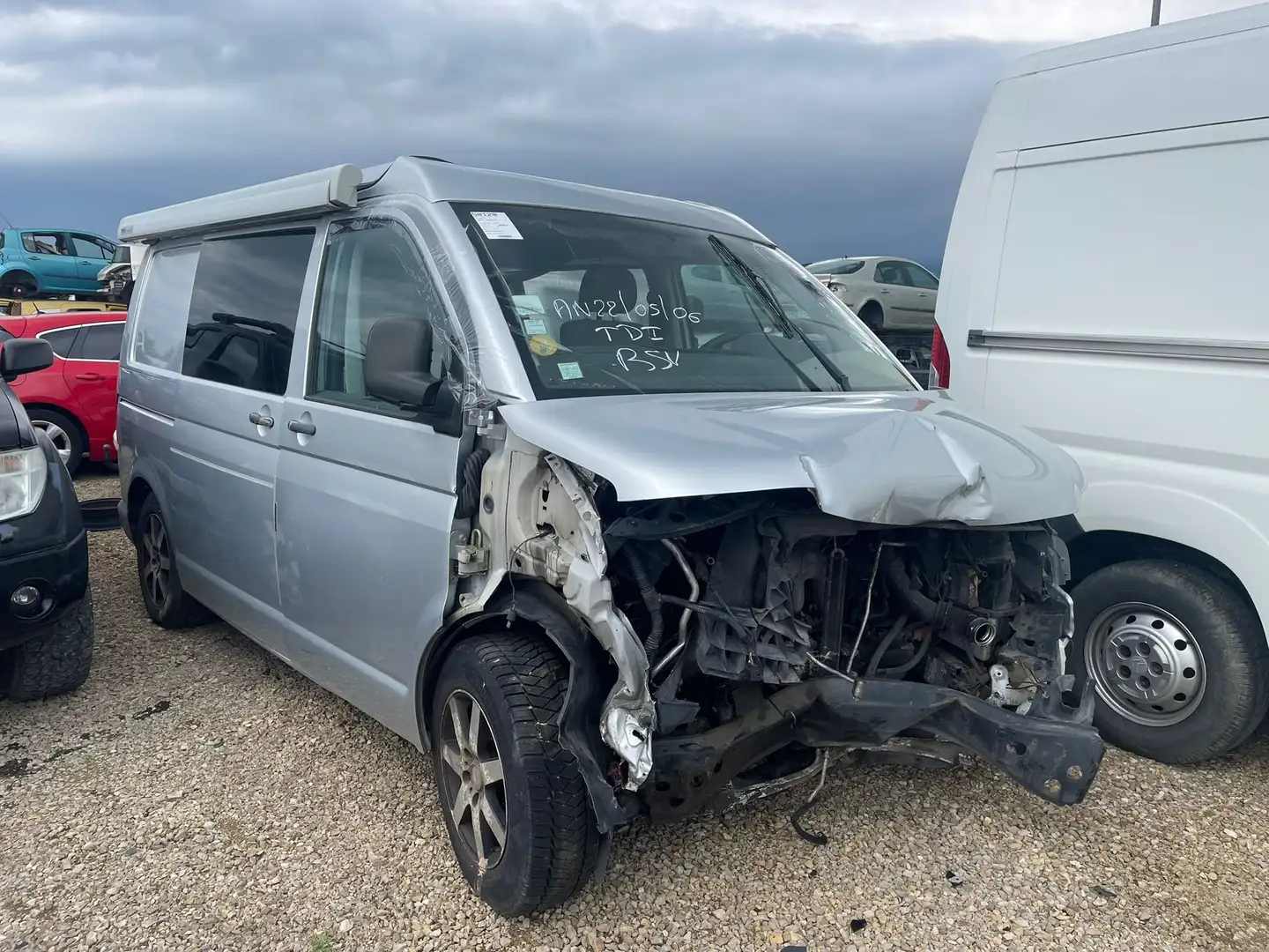 Volkswagen T5 Transporter Transporter T5 2.5 TDi 174 4Motion / CM223 Gris - 1