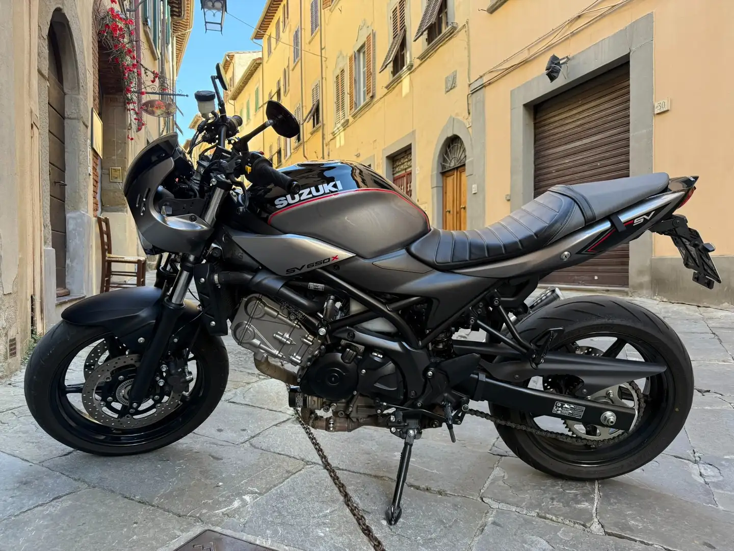 Suzuki SV 650 X Černá - 1