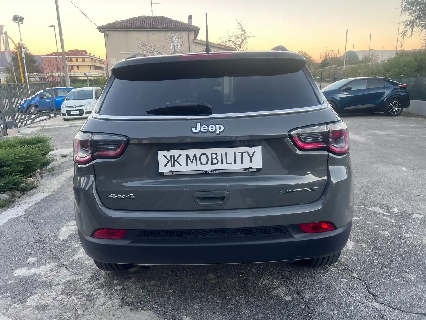 Jeep Compass Compass  2017 2.0 mjt Limited 4wd 140cv auto my19 Grigio - 2