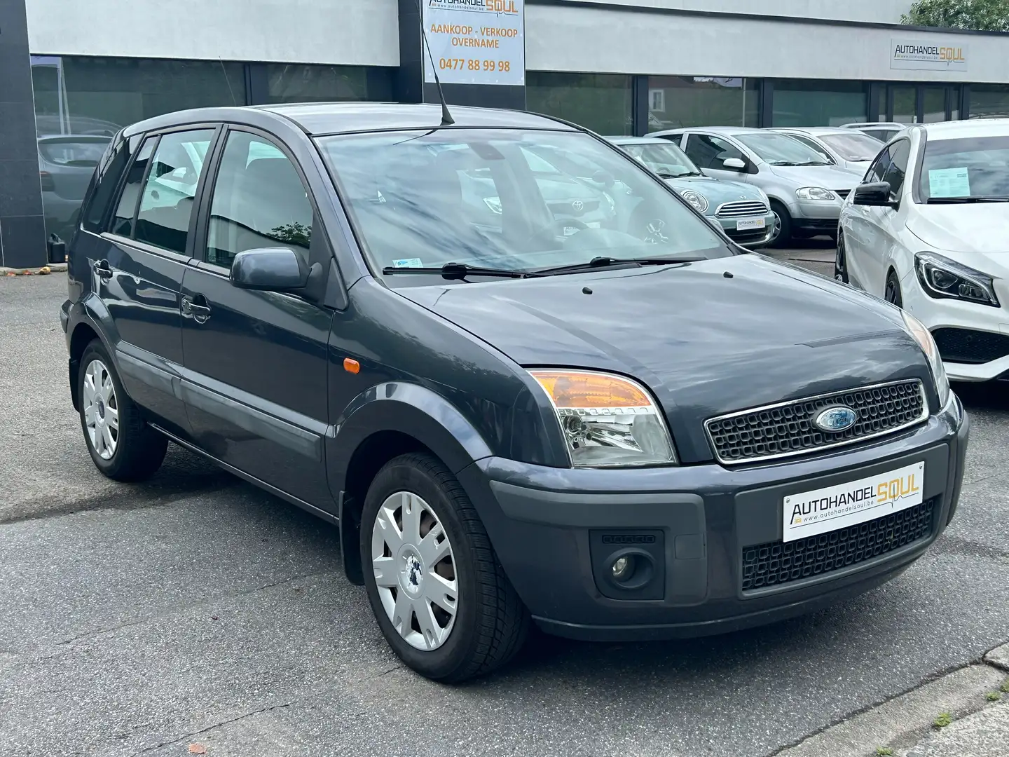 Ford Fusion 1.4TDCi, 2009, 216.320km, Airco, PDC, GEKEURD VVK - 2