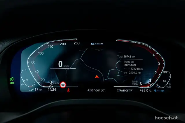 BMW X3 view 11