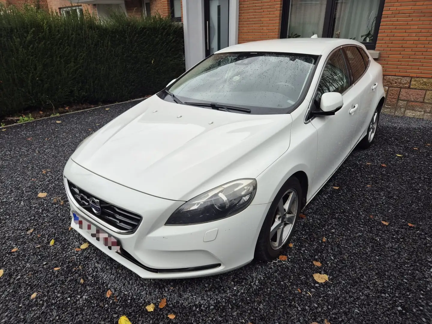Volvo V40 D2 Momentum - 1