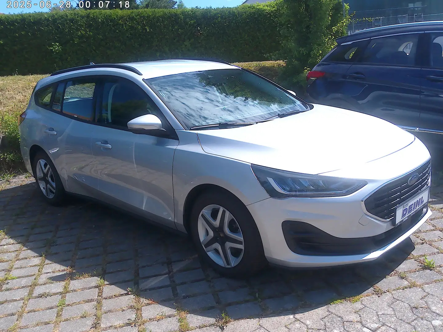 Ford Focus Cool & Connect Silber - 1
