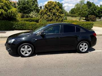 Cruze 1.6 LT  Clima LT
