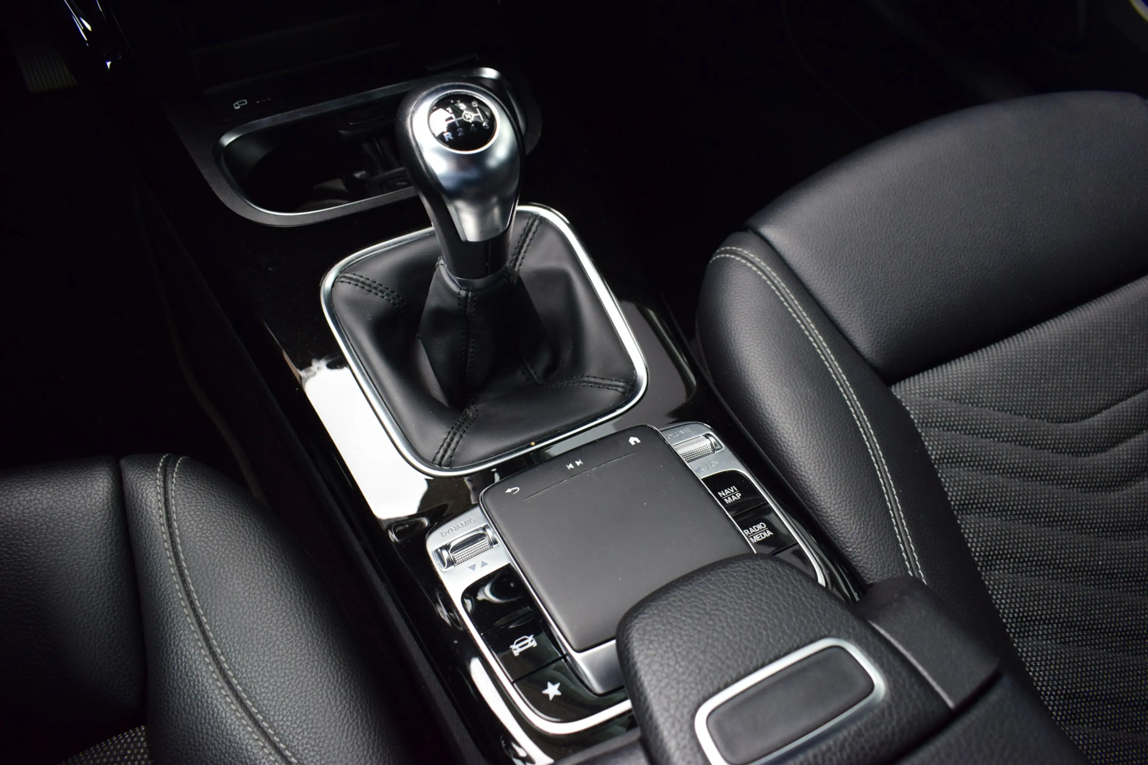 Mercedes-Benz A 180 Business Solution | Navigatie | Camera | Cruise Co — photo 20