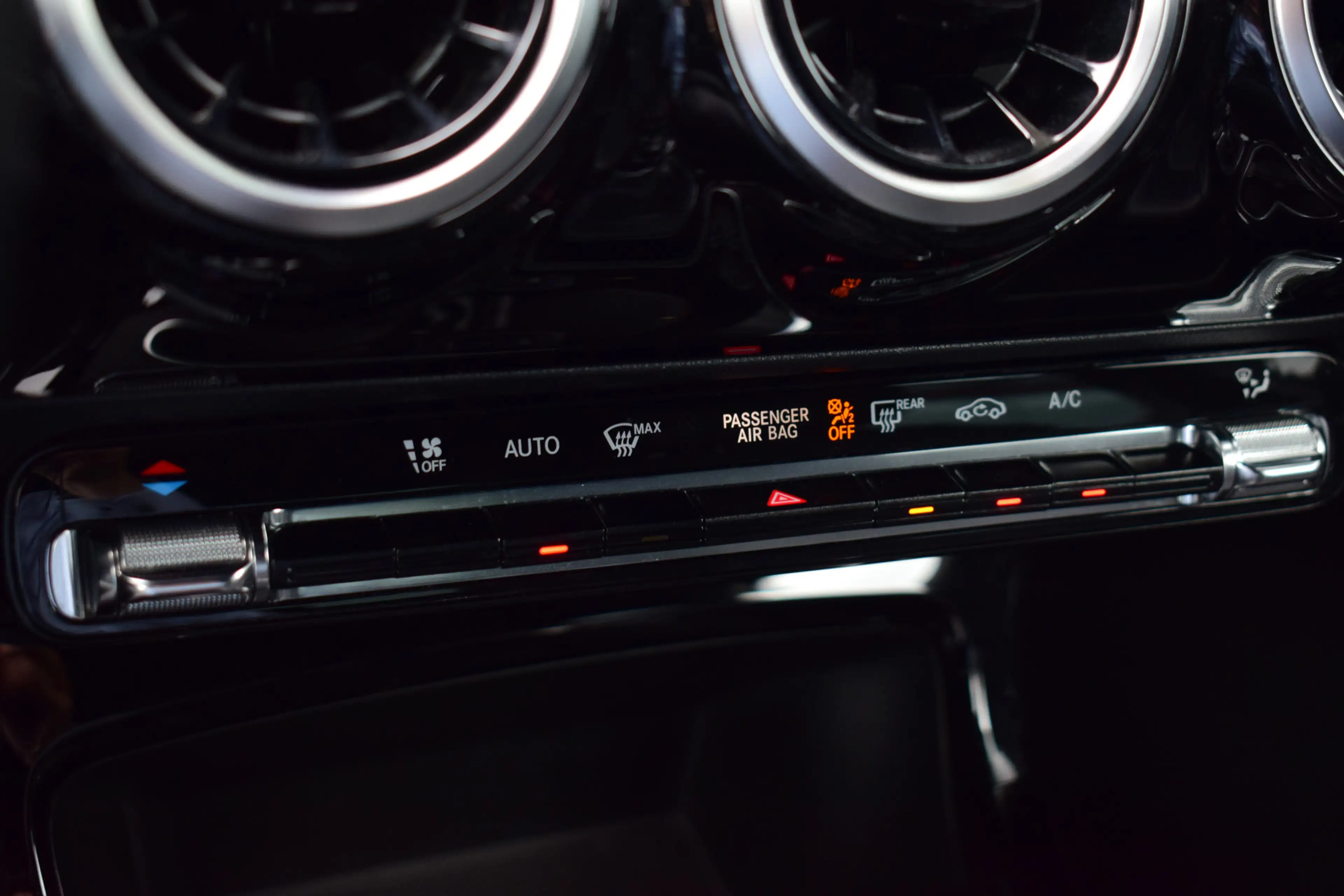 Mercedes-Benz A 180 Business Solution | Navigatie | Camera | Cruise Co — photo 21