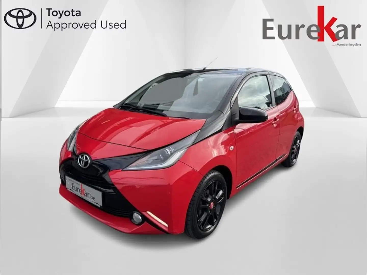 Toyota Aygo 1.0 VVT-i X-STYLE Rood - 1
