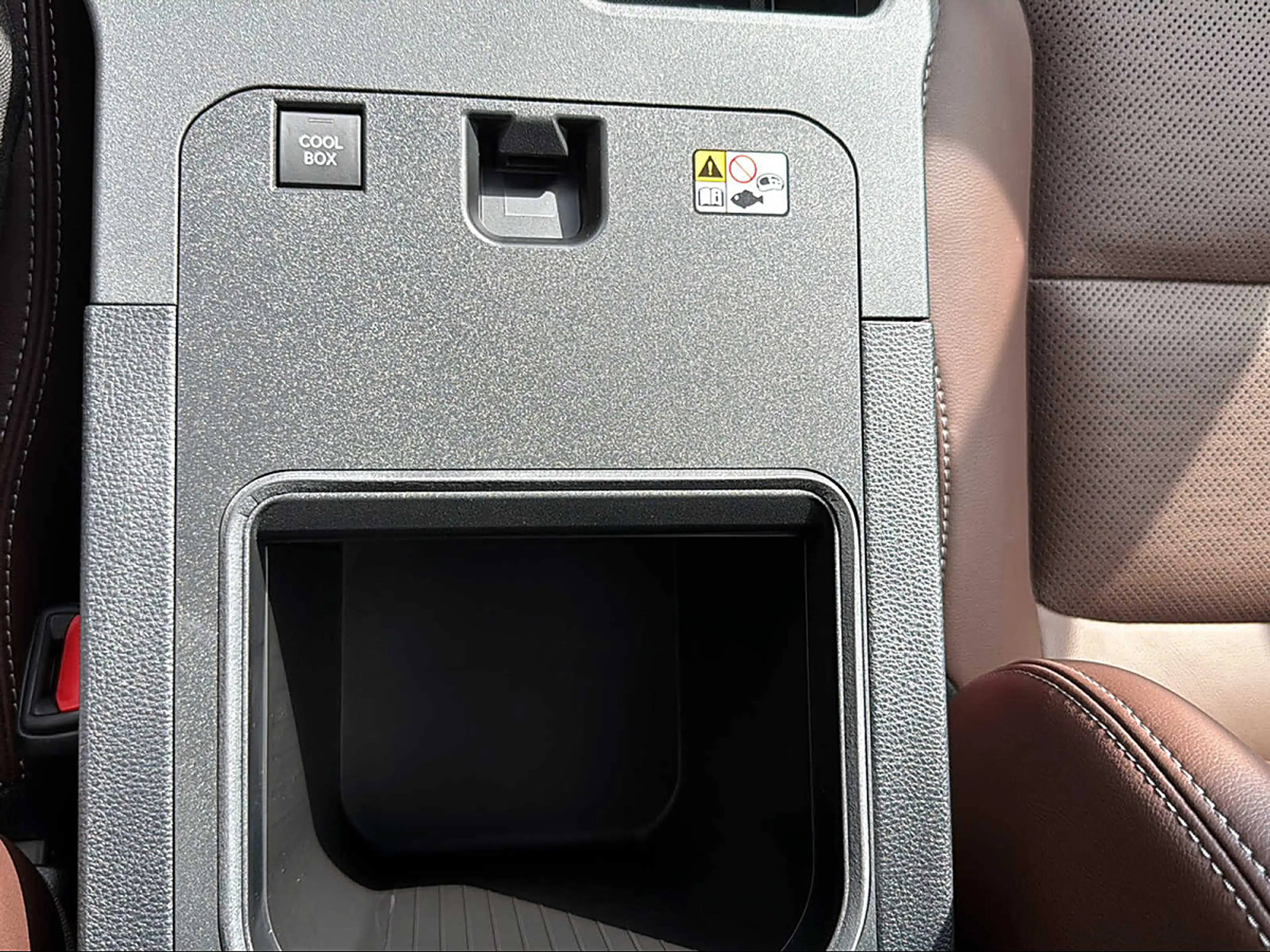 Toyota Land Cruiser Landcruiser 2,8 D-4D 4WD Lounge Aut. — photo 15
