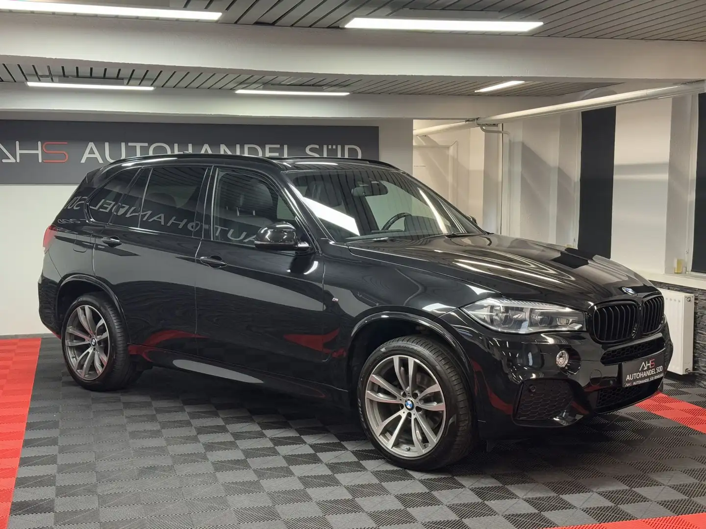 BMW X5 xDrive 30 d*M-PAKET*PANO*S.CLOSE**K.GO* Noir - 2