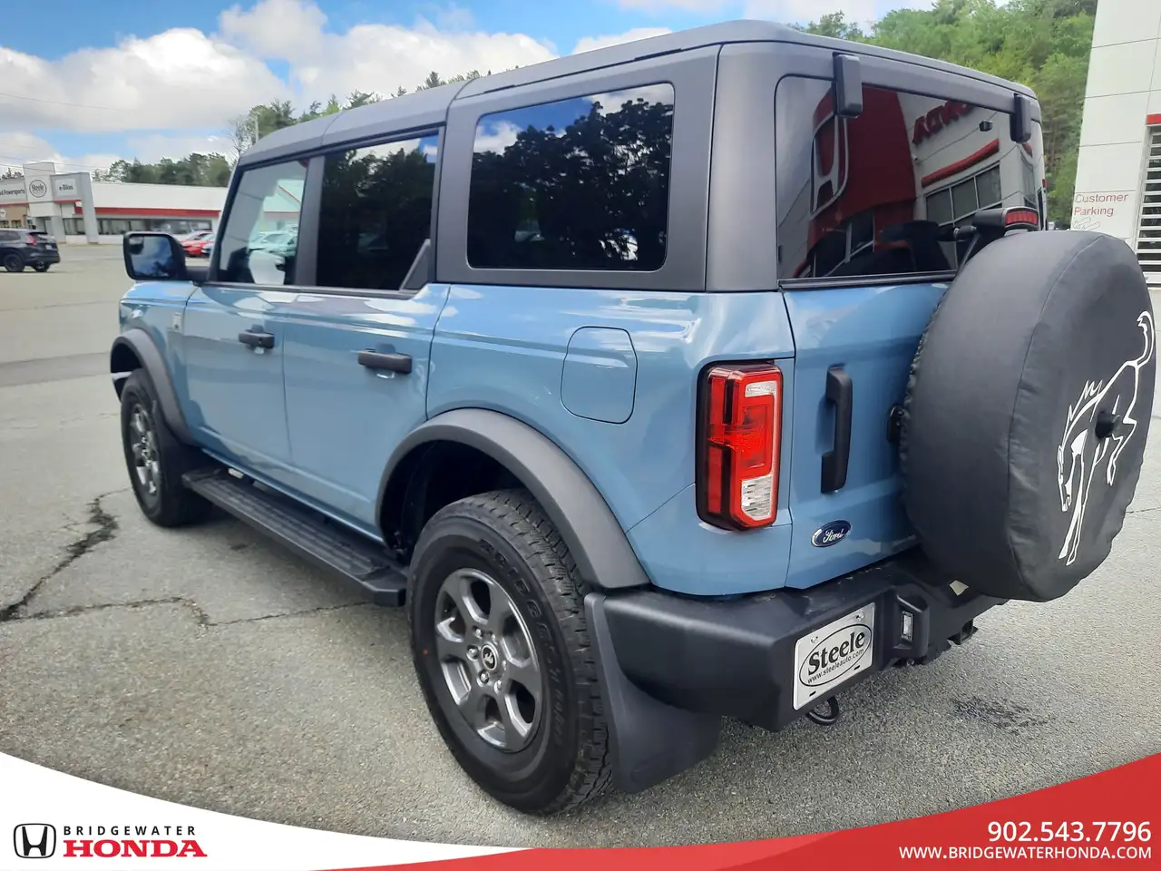 Ford Bronco photo Ford Bronco